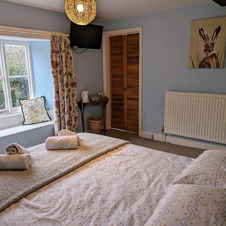 Bed and Breakfast Bartholomew Arms Maidford Экстерьер фото